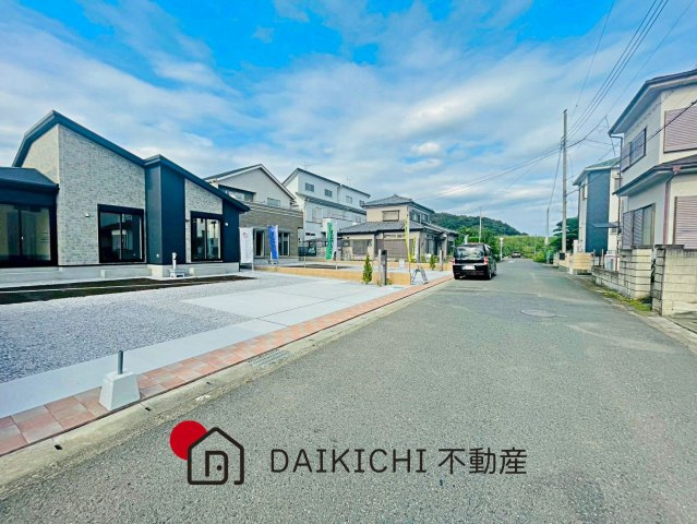 【前面道路含む現地写真】 | 東松山市新宿町　新築戸建　全2棟　1号棟