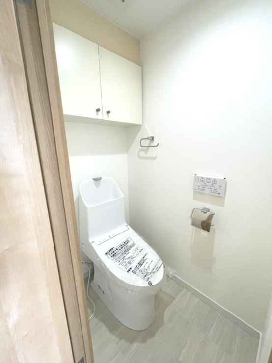 ロイヤルマンション別府6のトイレ|トイレです。温水洗浄便座付きです。