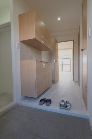 Ｌａ　宇宙の玄関