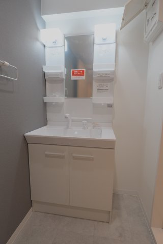 Ｌａ　宇宙の洗面所