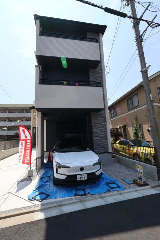 【外観】 | 《仲介手数料無料》南区白幡２丁目5-17(1号棟)新築一戸建てケイアイスタイル | 撮影日 2025年8月21日 12:00 晴れ