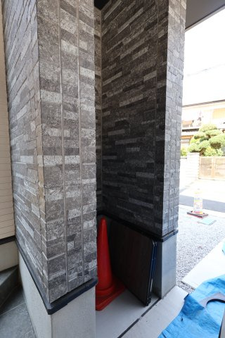 【外観】 | 《仲介手数料無料》南区白幡２丁目5-17(1号棟)新築一戸建てケイアイスタイル | 撮影日 2025年8月21日 12:00 晴れ