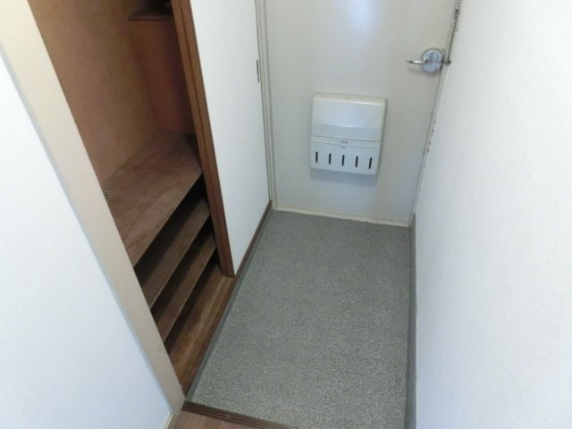 ルミエール国分寺の玄関|毎日通る玄関はこちらです