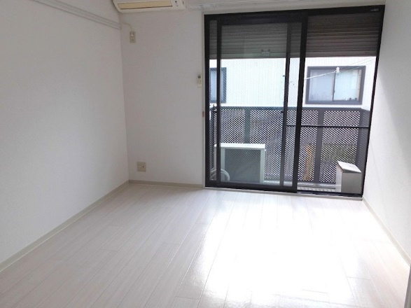 ハイツ子午線の寝室