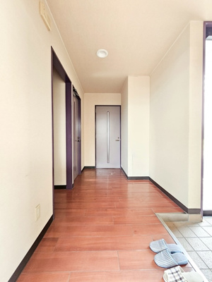 【居間・リビング】 | 学頭テナントビル