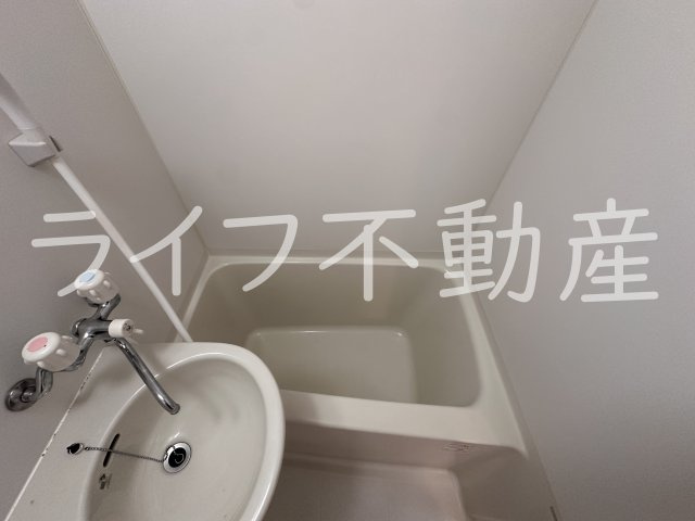 八戸ノ里HIROビルの浴室