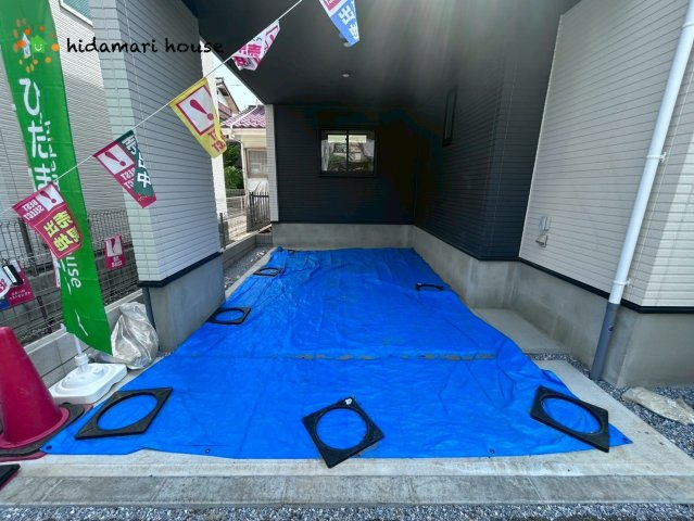 北区櫛引町10期　新築戸建　01の駐車場