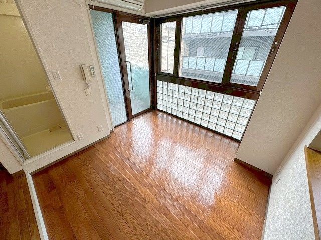 ローレルハイツウエハラの居間・リビング