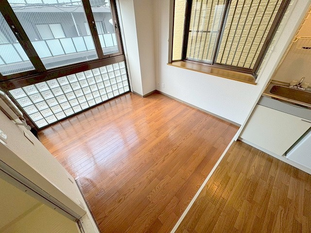 ローレルハイツウエハラの居間・リビング