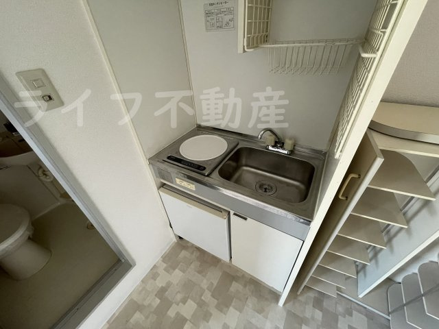 メゾン小若江のキッチン|きれいなキッチンです