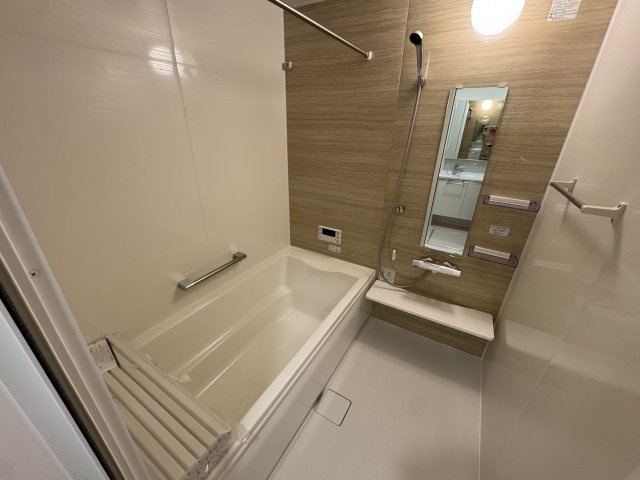 イルソラーレ須磨の浴室