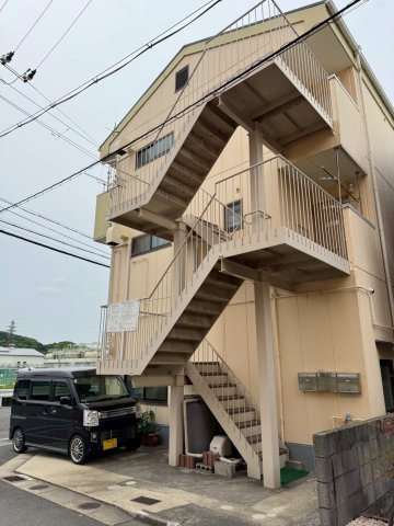 小林ビルの外観