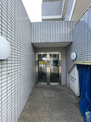 【エントランス】 | アーバンヴィラ国立