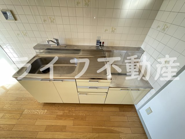 アドバンス渋川のキッチン|使いやすいキッチンです