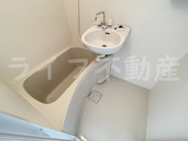 アミティ近大通りの浴室|お風呂で日々の疲れを落としましょう