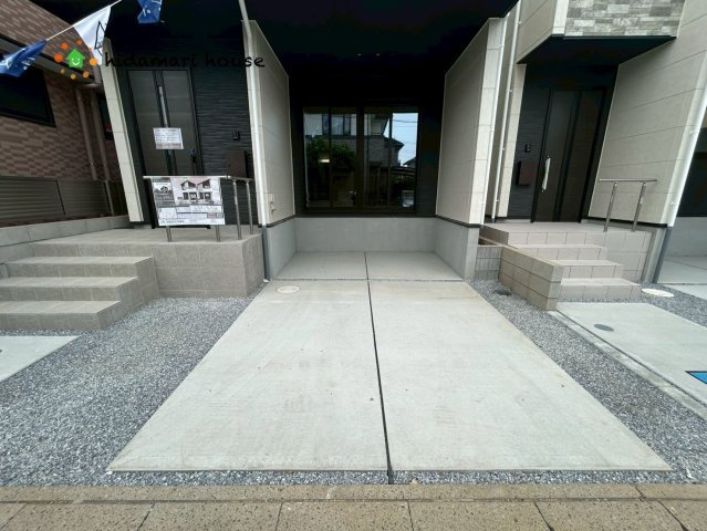 北区土呂町18期　新築戸建　ケイアイスタイル01の駐車場