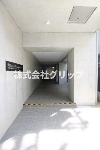 レジディア横濱大通り公園のエントランス