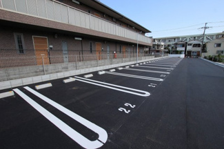 【駐車場】 | 空きはご確認ください