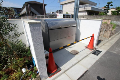 【その他共用部分】 | y's Flore（東花園賃貸） | ゴミ置き場です