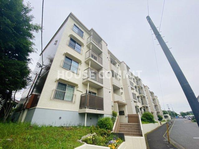 アイビ・ネオハイツ酒々井2号棟の外観