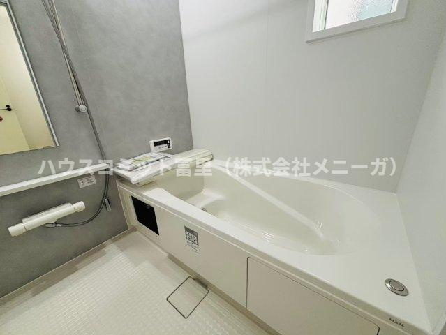 日吉倉２４－１期　新築戸建て　２号棟の浴室