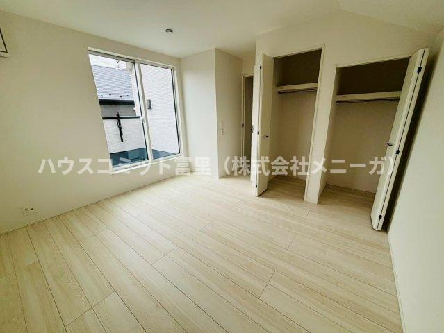 日吉倉２４－１期　新築戸建て　２号棟の洋室