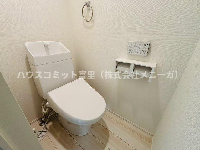 日吉倉２４－１期　新築戸建て　２号棟のトイレ