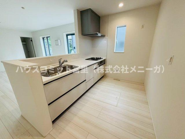 日吉倉２４－１期　新築戸建て　２号棟のキッチン