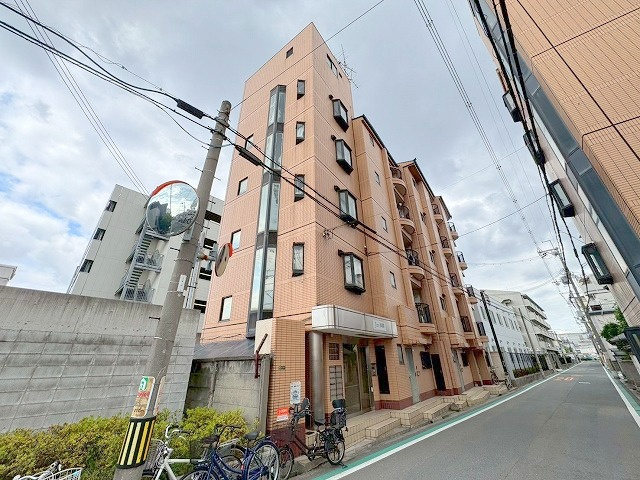 JIRO淡路の外観