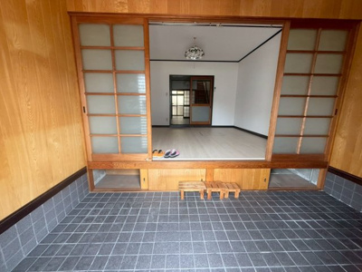 【玄関】 | 城南町4丁目貸家