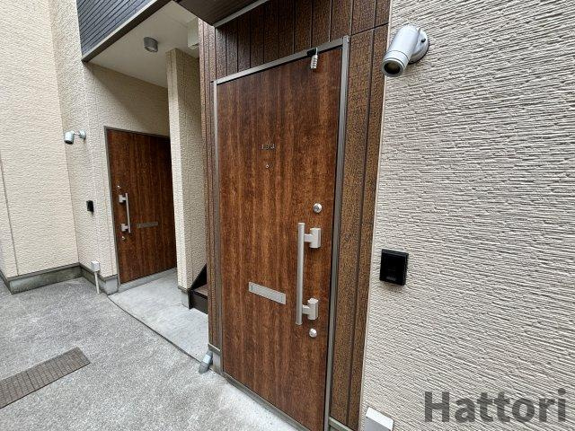 T’sTERRACE Ishibashi WESTの玄関