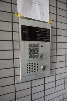 【セキュリティ】 | 中百舌鳥ビル | オートロック