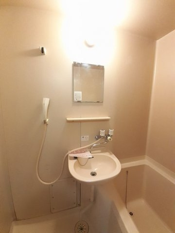 エルディム古谷の洗面所|使いやすい洗面所です