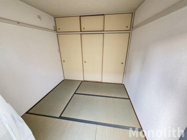 鶴山台11号棟の和室