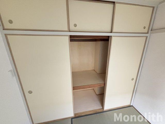 鶴山台11号棟の収納