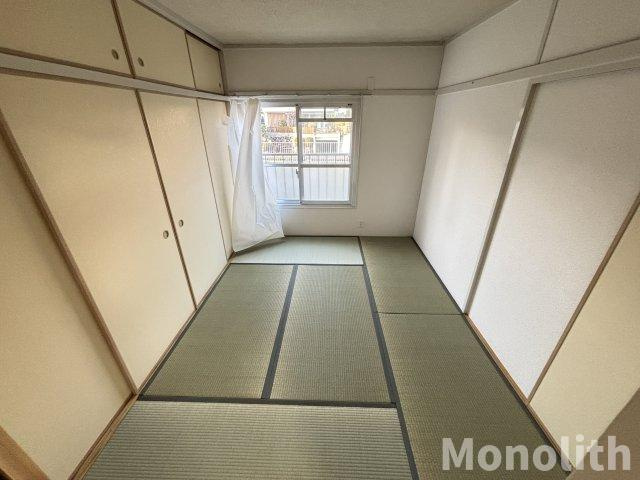 鶴山台11号棟の和室