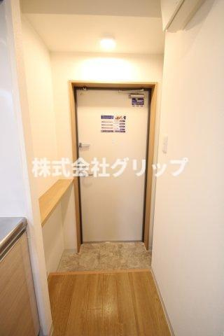 レジディア横濱大通り公園の玄関