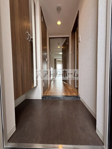 ハイムかずやの玄関