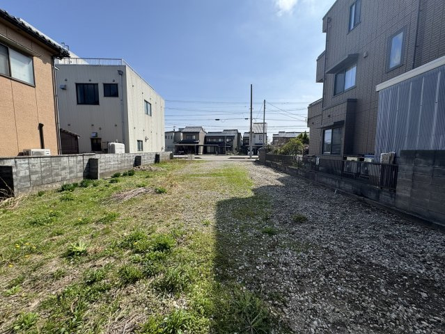 高岡市波岡売地の展望