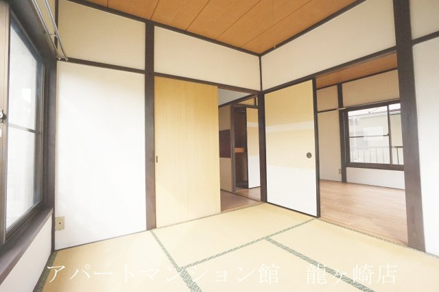 サクラハイツの和室