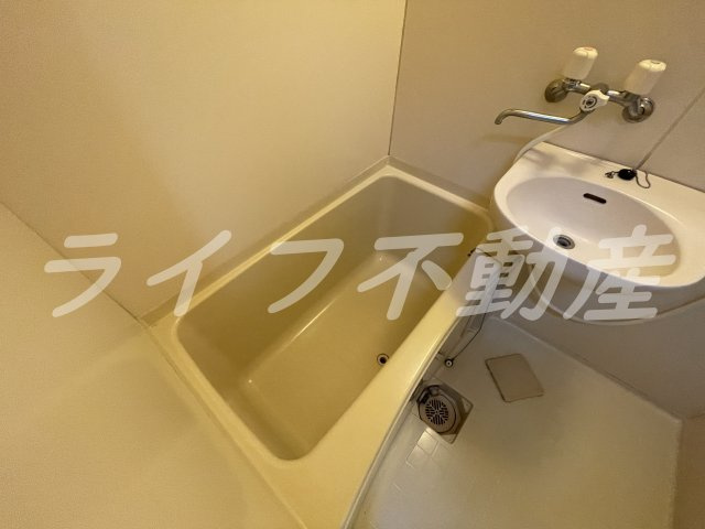 ヌカタロッジの浴室|お風呂です