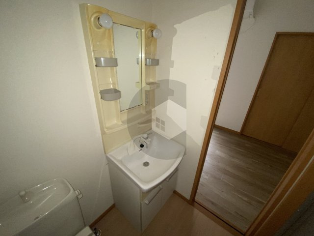 アドバンス俊徳の独立洗面台