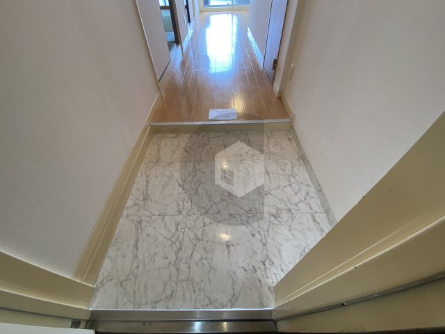 SKコーポ長瀬の玄関