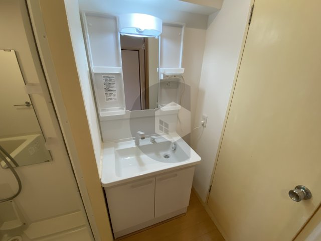 SKコーポ長瀬の独立洗面台