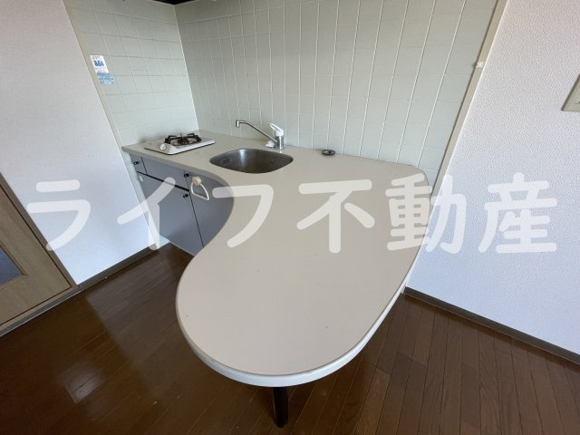 メルシィ2000のキッチン|コンパクトなキッチンで掃除もラクラク