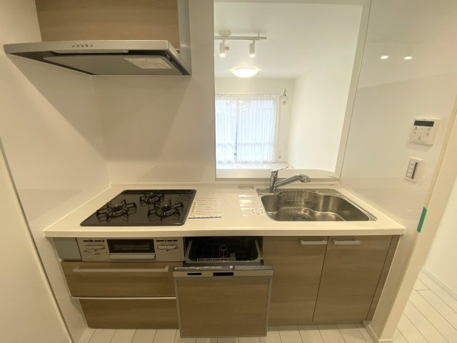 レックスハイム吉川のキッチン|使いやすいキッチンです