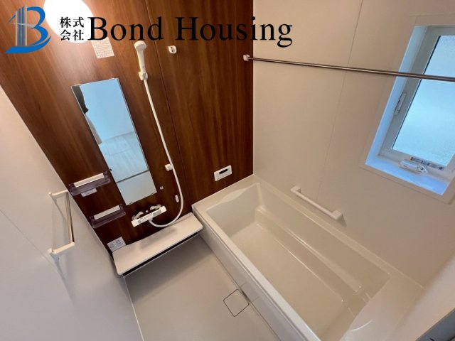 全室南向きで日当り良好　長畑町第4　新築戸建ての浴室