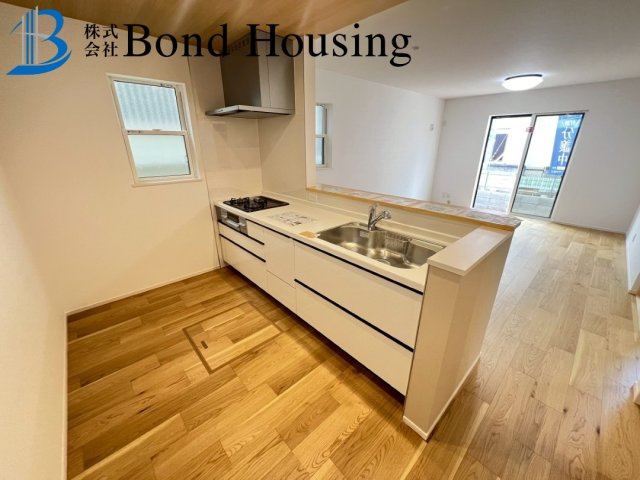 全室南向きで日当り良好　長畑町第4　新築戸建てのキッチン