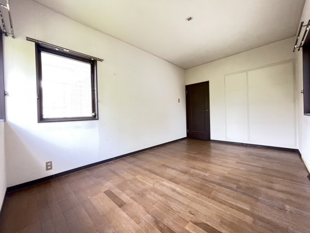 藤原台北町4丁目　戸建ての洋室|2階約7帖洋室