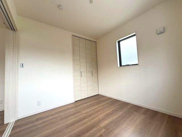 リーブルガーデン三田町第7期1号棟の洋室